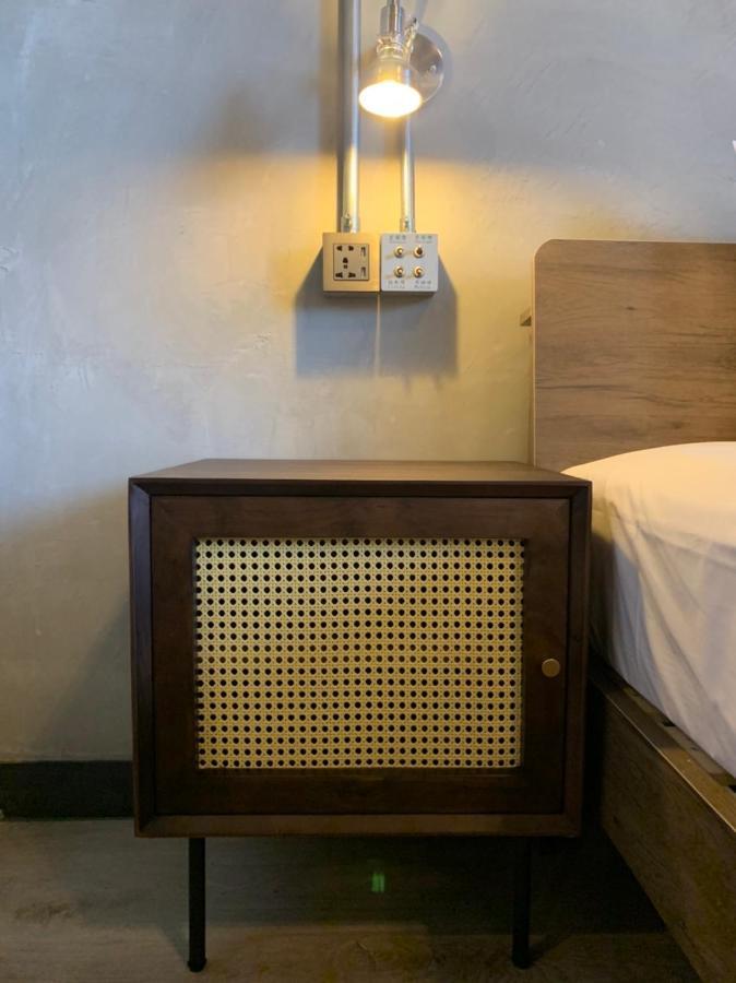 The Retro Tai-Pan Hotel Tainan Luaran gambar