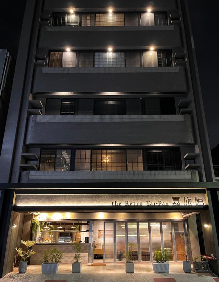 The Retro Tai-Pan Hotel Tainan Luaran gambar
